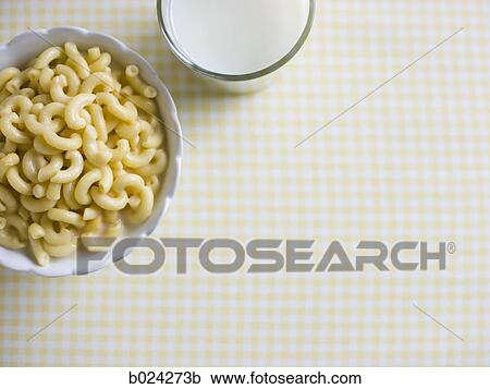 bowl of macaroni and cheese View Large Photo Image Stock Image - bowl of macaroni and cheese. Fotosearch