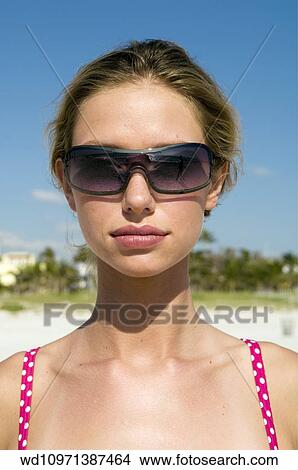 Picture - polkadot, 35, image, bikini, abroad. Fotosearch