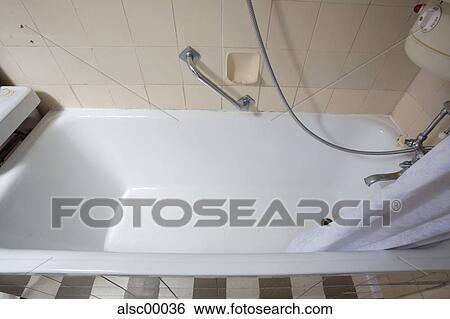 bad, bathroom, bathtub, shower, shower curtain, wash View Large Photo Image Stock Photograph - bad, bathroom, bathtub, shower, shower curtain, wash. Fotosearch