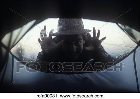 Stock Image - Cover, hand, silhouette, end of day, morning atmosphere, evening atmosphere, evening mood. Fotosearch
