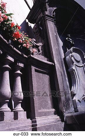 Stock Image - Manekin Pis Brussels Belgium. Fotosearch