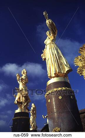 Golden Statues Vdnkh Exhibition Moscow View Large Photo Image Stock Photo - Golden Statues Vdnkh Exhibition Moscow. Fotosearch
