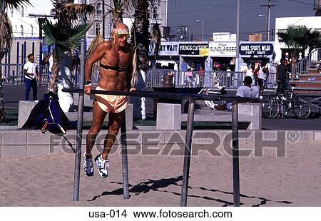 Man working out on Venice Beach Los Angeles View Large Photo Image Picture - Man working out on Venice Beach Los Angeles. Fotosearch
