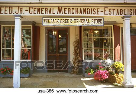 Stock Photograph - Timber Framed Store Front Chesapeake Maryland USA. Fotosearch