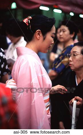 Girl Wearing Traditional Dress Tokyo Japan Asia View Large Photo Image Stock Photography - Girl Wearing Traditional Dress Tokyo Japan Asia. Fotosearch