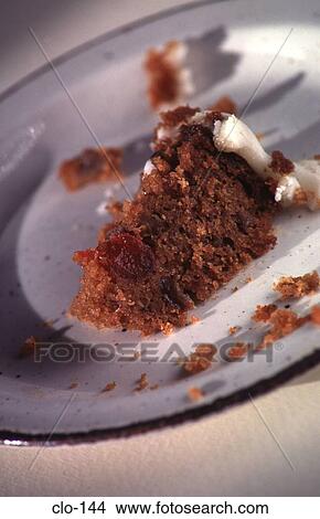 Picture - Cake on a Plate. Fotosearch