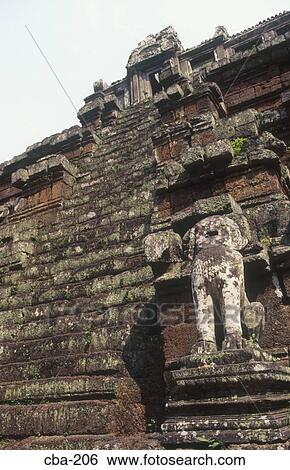 Temple of Phimeanakas Angkor Thom Cambodia View Large Photo Image Stock Photograph - Temple of Phimeanakas Angkor Thom Cambodia. Fotosearch