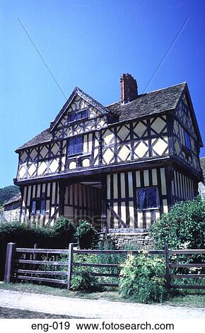 Fence and Gatehouse Stokesay Castle England UK View Large Photo Image Stock Photo - Fence and Gatehouse Stokesay Castle England UK. Fotosearch