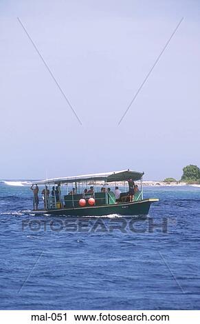 Ferry Lhohifushi Maldives View Large Photo Image Stock Image - Ferry Lhohifushi Maldives. Fotosearch