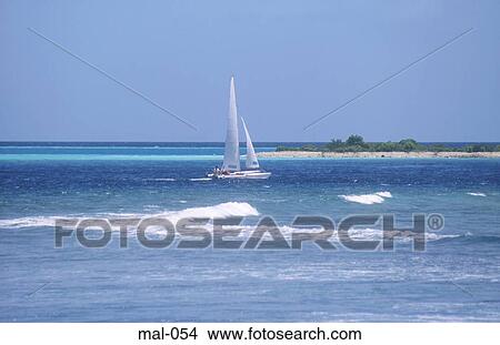 Sailing Boat Lhohifushi Maldives View Large Photo Image Picture - Sailing Boat Lhohifushi Maldives. Fotosearch