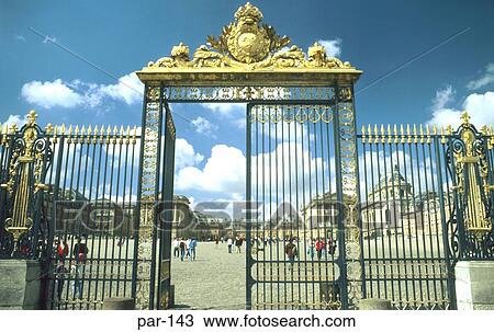 Gate to Courtyard of Palace of Versailles Paris View Large Photo Image Stock Image - Gate to Courtyard of Palace of Versailles Paris. Fotosearch