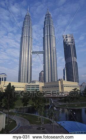 Petronas Towers Kuala Lumpur Malaysia View Large Photo Image Stock Image - Petronas Towers Kuala Lumpur Malaysia. Fotosearch