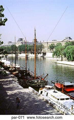 River Seine La Louvre Paris France View Large Photo Image Stock Image - River Seine La Louvre Paris France. Fotosearch