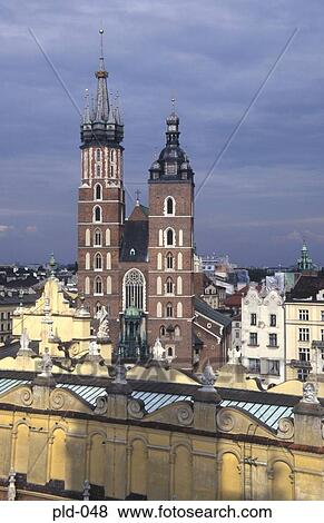 Stock Photo - St. Mary's Church Rynek Glowny Krakow Poland. Fotosearch