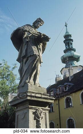 Statue Warsaw Poland View Large Photo Image Picture - Statue Warsaw Poland. Fotosearch