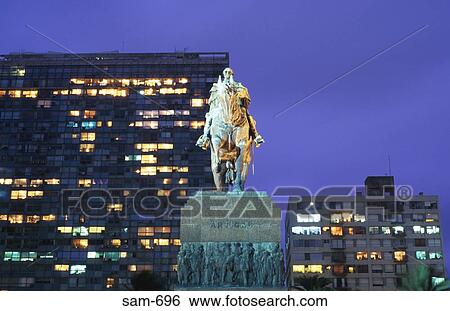 Artigas Statue Plaza Indepencia Montevideo Uruguay View Large Photo Image Stock Photograph - Artigas Statue Plaza Indepencia Montevideo Uruguay. Fotosearch