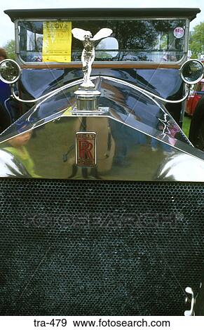 Front Grill of Vintage Rolls Royce View Large Photo Image Stock Photo - Front Grill of Vintage Rolls Royce. Fotosearch