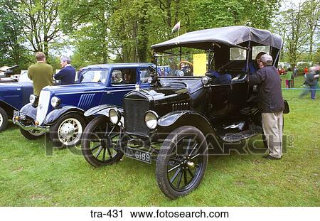 Vintage Motorcar Show Old Car Vehicle View Large Photo Image Stock Image - Vintage Motorcar Show Old Car Vehicle. Fotosearch