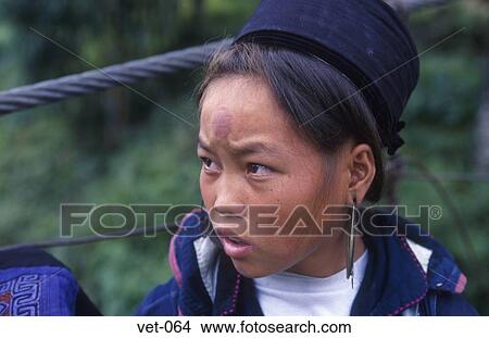 Black H'mong Woman Sapa Vietnam View Large Photo Image Picture - Black H'mong Woman Sapa Vietnam. Fotosearch