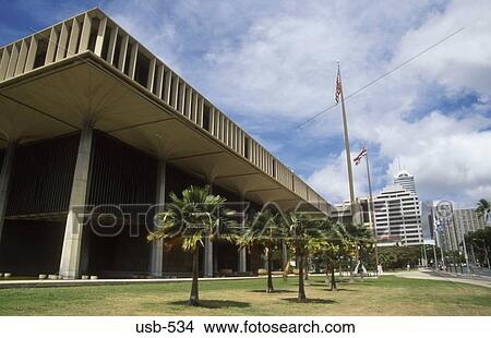 Picture - State Capitol Building Honolulu Oahu Hawaii USA. Fotosearch