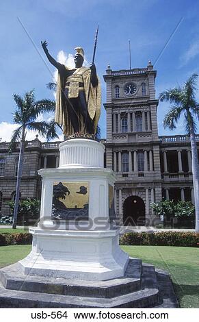 Picture - Statue of King Kamehameha the Great I in front of the Judiciary Building Honolulu Oahu Hawaii USA. Fotosearch