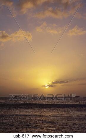 Stock Photo - Sunset Waikiki Honolulu Oahu Hawaii USA. Fotosearch