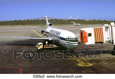 AIRCRAFT, Airport, AIRPLANE, AIRLINER, Aeroplane View Large Photo Image Stock Image - AIRCRAFT, Airport, AIRPLANE, AIRLINER, Aeroplane. Fotosearch