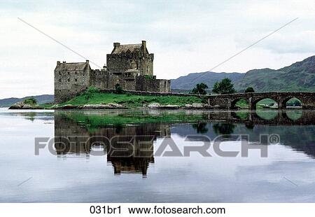 BRIDGE, Eileen, Castle, ARCHITECTURE View Large Photo Image Stock Image - BRIDGE, Eileen, Castle, ARCHITECTURE. Fotosearch