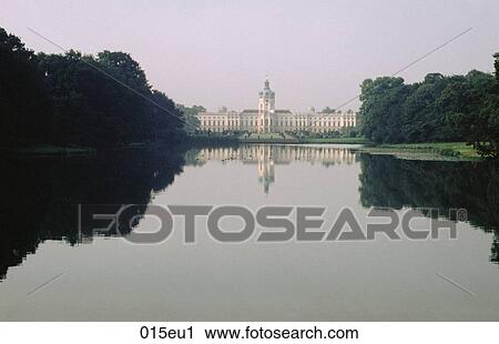 BERLIN, FACADE, EUROPE, Charlottenburg, ARCHITECTURE View Large Photo Image Stock Image - BERLIN, FACADE, EUROPE, Charlottenburg, ARCHITECTURE. Fotosearch
