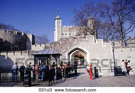 CASTLE, England, Entrance, GATE, HERITAGE View Large Photo Image Stock Image - CASTLE, England, Entrance, GATE, HERITAGE. Fotosearch