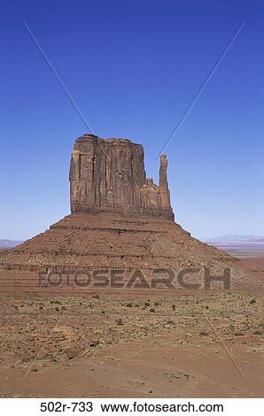 Stock Image - West Mitten Butte, Monument Valley, Arizona, USA. Fotosearch