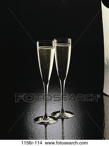 Picture - glasses, celebration, champagne, achievement, alcoholic, beverages, alcohol. Fotosearch