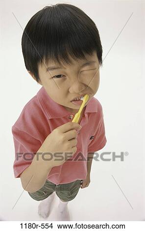 people, Asian, teeth, brushing, boy, bath, brush View Large Photo Image Picture - people, Asian, teeth, brushing, boy, bath, brush. Fotosearch
