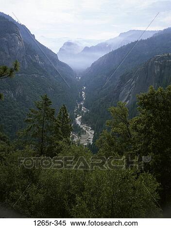 Yosemite Valley, Yosemite National Park, California, USA View Large Photo Image Stock Photography - Yosemite Valley, Yosemite National Park, California, USA. Fotosearch
