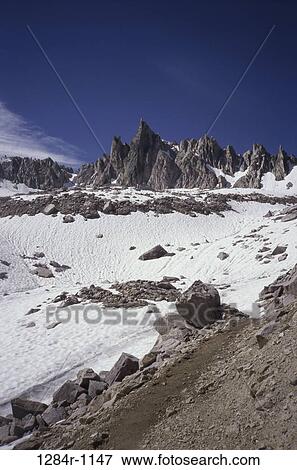 Sawtooth Mountains, Idaho, USA View Large Photo Image Stock Photo - Sawtooth Mountains, Idaho, USA. Fotosearch