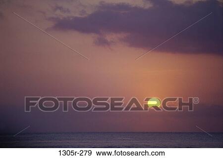 Stock Photo - sky, majestic, water, ocean, sun, sunset. Fotosearch
