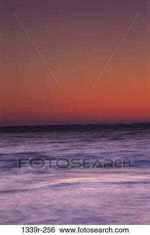 Stock Photograph - sky, water, morning, sea, ocean, dusk, evening. Fotosearch