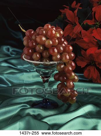 Grapes View Large Photo Image Stock Photography - Grapes. Fotosearch