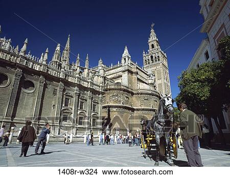 La Giralda, Seville, Spain View Large Photo Image Picture - La Giralda, Seville, Spain. Fotosearch