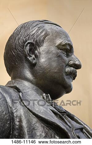 Stock Photograph - Close-up of a statue of President Grover Cleveland, Buffalo City Hall, Buffalo, New York State, USA. Fotosearch