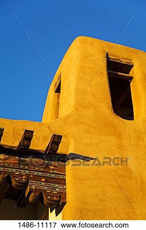 Stock Photo - Log house under construction, Kalispell, Montana, USA. Fotosearch
