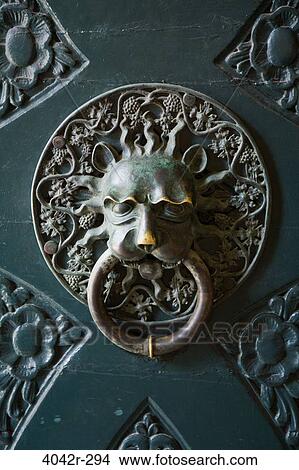 Picture - Door knocker in the shape of lion, Rector's Palace, Dubrovnik, Dalmatia, Croatia. Fotosearch