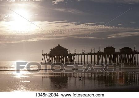 USA, California, Huntington Beach Pier View Large Photo Image Picture - USA, California, Huntington Beach Pier. Fotosearch