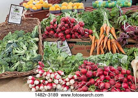 Stock Photo - USA, California, La Jolla Farmer's Market, Organic vegetables. Fotosearch