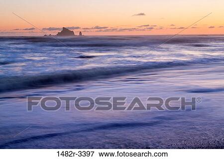 Stock Photo - USA, Washington State, Sunset, Rialto Beach, Olympic National Park. Fotosearch