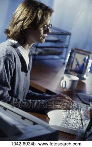 Stock Image - woman, computer, business, businesswoman, Computers businesswoman. Fotosearch