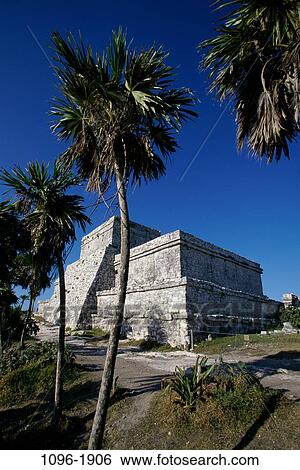 Stock Photograph - El Castillo, Tulum, Mexico. Fotosearch
