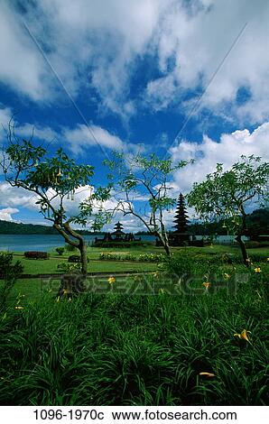 Pura Ulun Danu, Bali, Indonesia View Large Photo Image Stock Image - Pura Ulun Danu, Bali, Indonesia. Fotosearch