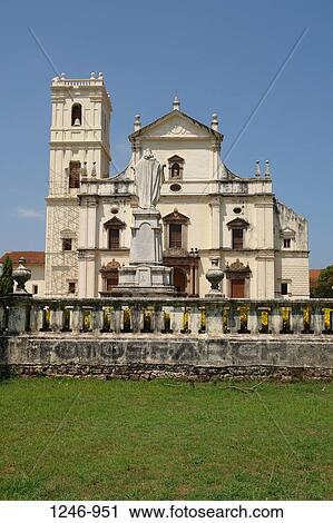 Facade of a cathedral, Se Cathedral, Goa, India View Large Photo Image Stock Image - Facade of a cathedral, Se Cathedral, Goa, India. Fotosearch