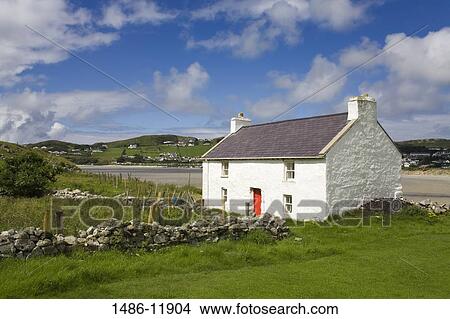 Farmhouse in a field, Rosapenna, County Donegal, Ulster Province, Ireland View Large Photo Image Picture - Farmhouse in a field, Rosapenna, County Donegal, Ulster Province, Ireland. Fotosearch